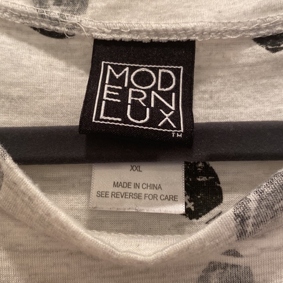 Size XXL Modern Lux 🏈 tank top - Picture 2 of 4